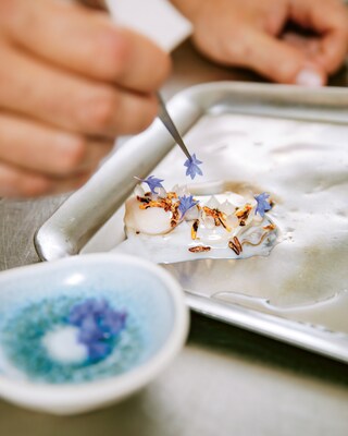Agata´s restaurant - the chef prepares a special dish.