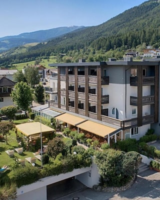 Vista dell'Hotel Kristall