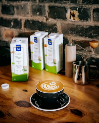 L'arte del caffè: un talento a tutto tondo: Cosa possono fare le alternative vegetali e perché non si limitano a sostituire il latte vaccino.