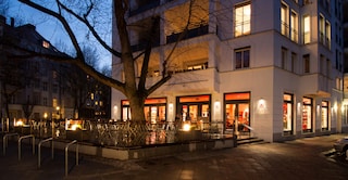 Il Buchkantine di Berlino-Moabit esiste da 15 anni: un ristorante e una libreria in uno. 
