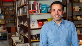 Fridolin Taudtmann ha deciso di non intraprendere una carriera accademica a favore di libri analogici, cucina gustosa e soluzioni digitali nella gastronomia. 