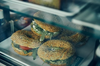 Bagel da Laura's Cafe