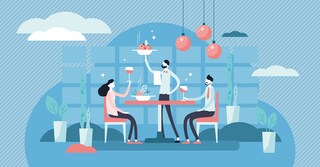 Menschen am Tisch trinken Wein